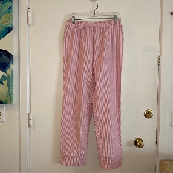 Pink & White pinstripe 2pc. Set - Unisex - Picture 6 of 6